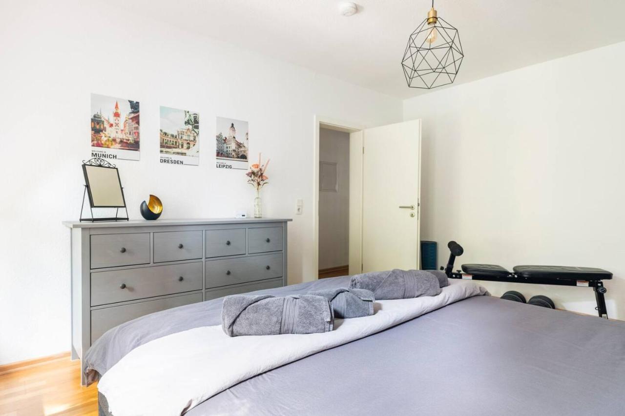 Super Zentrale, Gemutliche Wohnung Mit Balkon Лейпциг Екстер'єр фото
