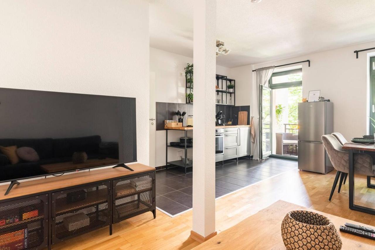 Super Zentrale, Gemutliche Wohnung Mit Balkon Лейпциг Екстер'єр фото